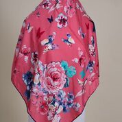 Silk Rosey Flower Pattern